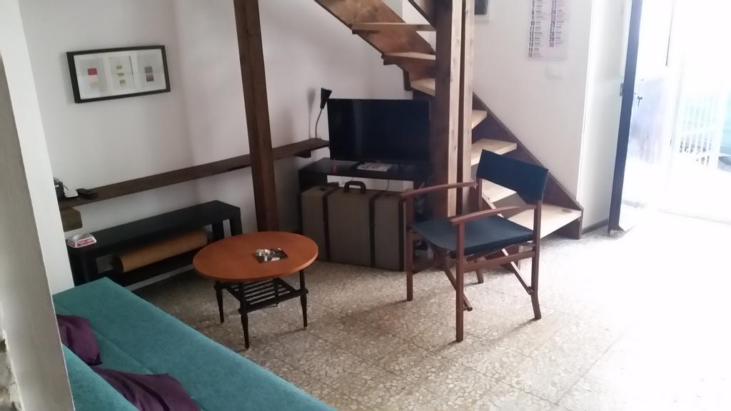 La Discesa Di San Camillo Apartment Catania Bagian luar foto