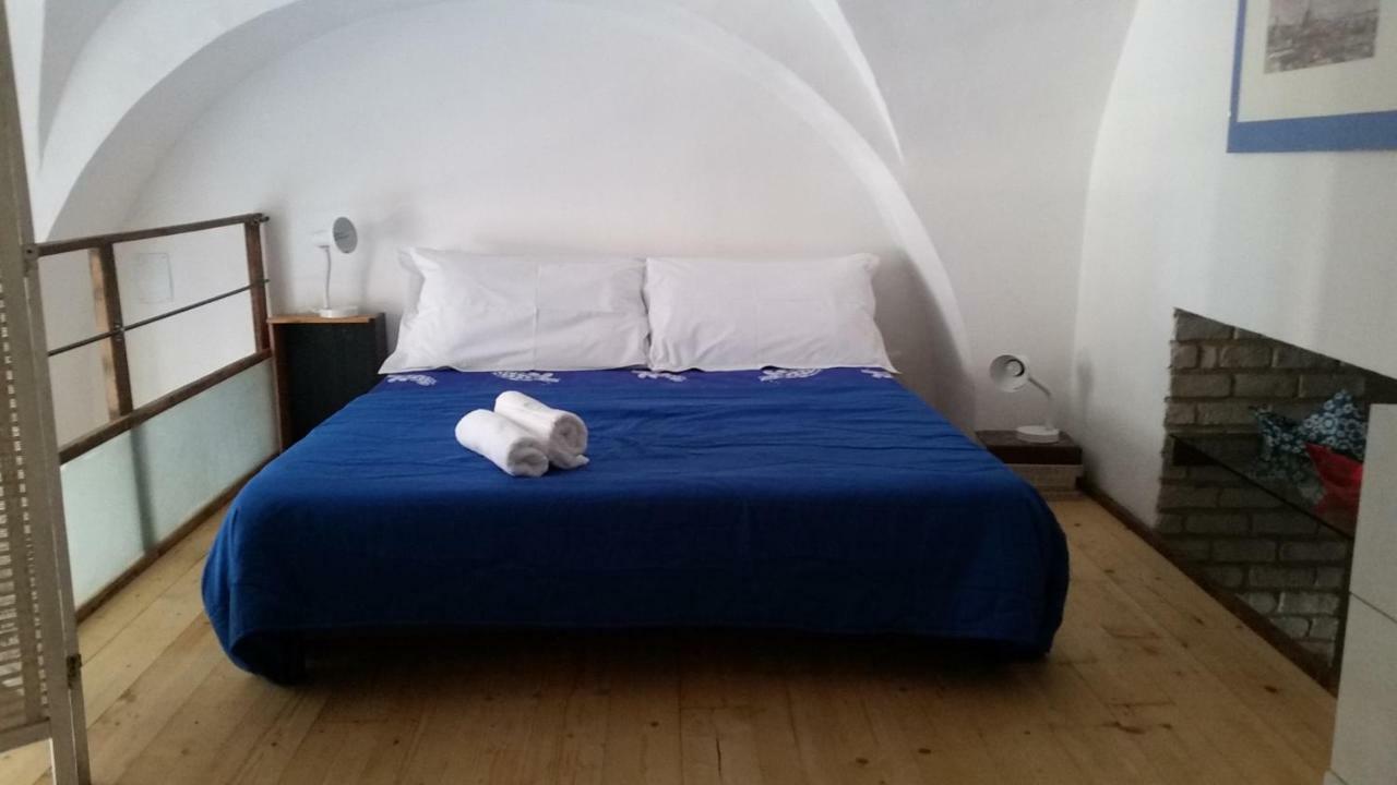 La Discesa Di San Camillo Apartment Catania Bagian luar foto